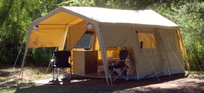 Safari-Lodge-Tent